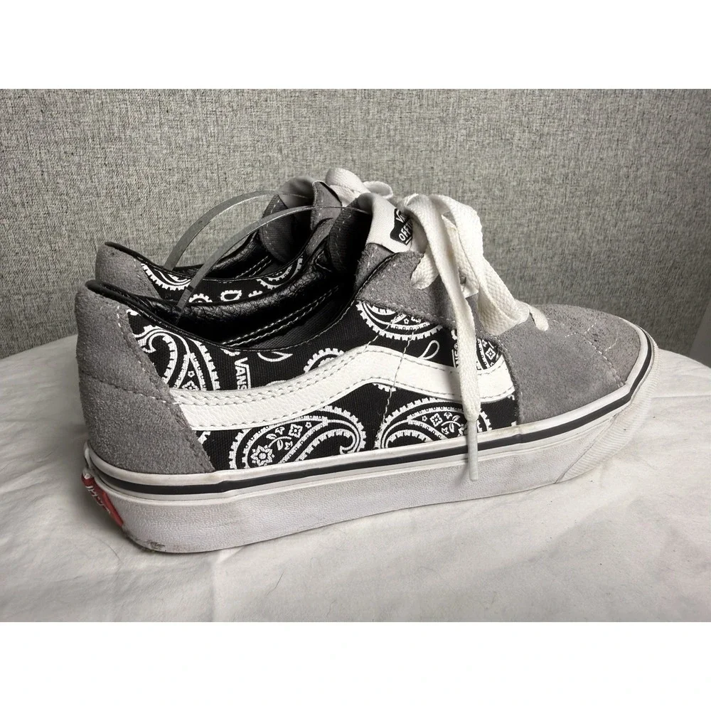 VANS Gray Black Paisely Bandana Sk8 Low Top Sneakker Skateboard Suede Shoes Sz 7